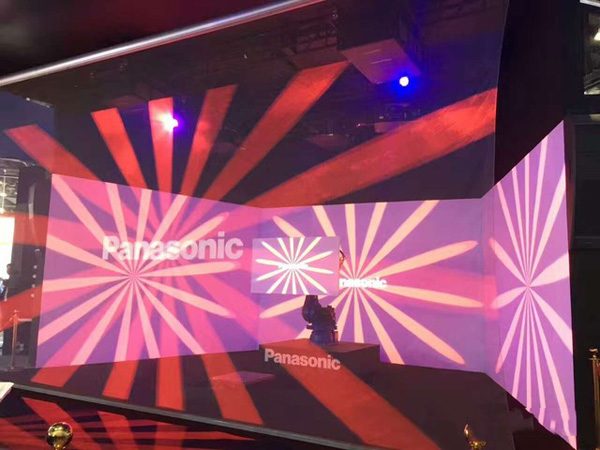 第12屆InfoComm China2017展會 創(chuàng)意投影 數虎圖像